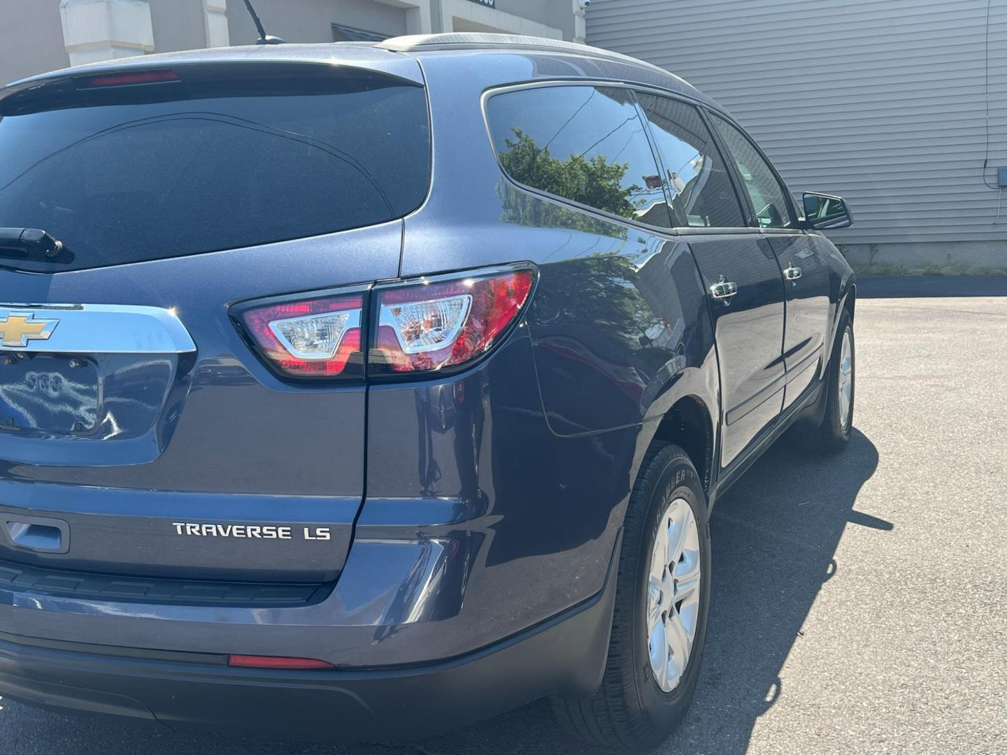 2013 Blue /gray Chevrolet Traverse (1GNKRFED4DJ) , located at 1018 Brunswick Ave, Trenton, NJ, 08638, (609) 989-0900, 40.240086, -74.748085 - Photo#15